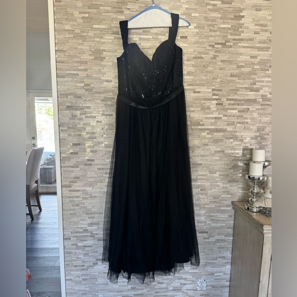 Avery Austin Tulle A-Line Dress With Sequin Lace Bodice - Picture 7 of 8